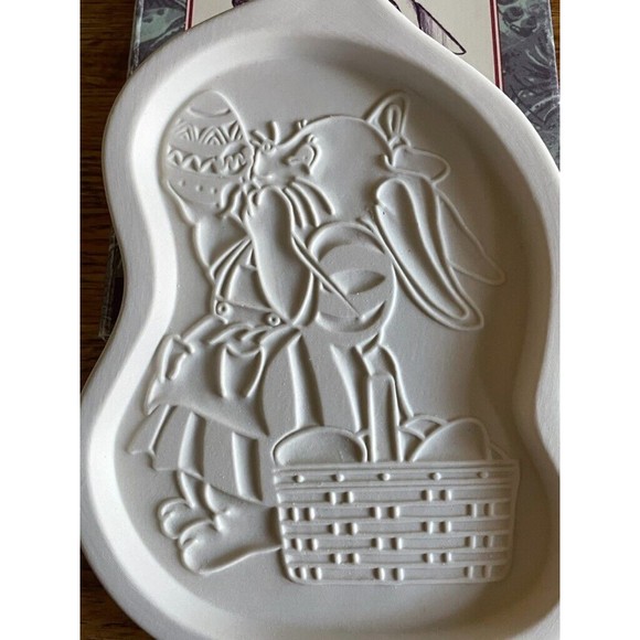VTG New Open Box Longaberger Set 1995 & 1996 Easter Bunny Cookie Chocolate Molds - Picture 7 of 7